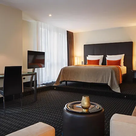 Boston Hotel Hh-2